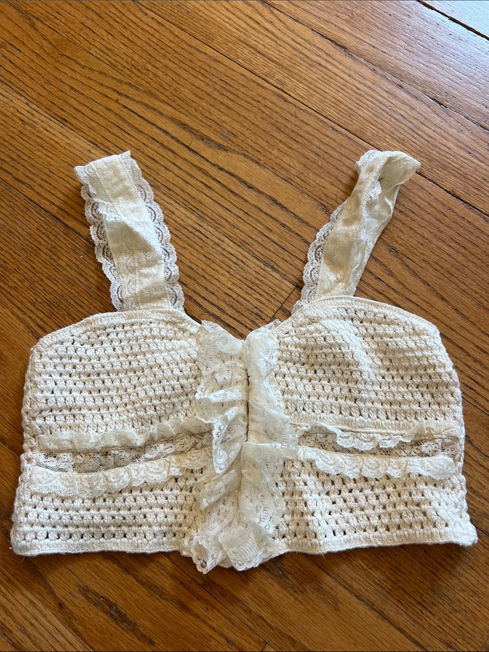 Zara Cream Crochet Lace Crop Top Small